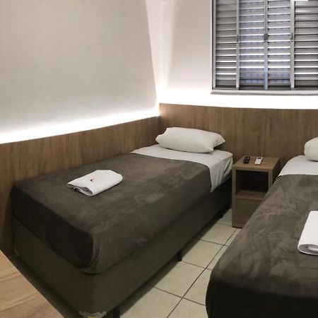 Ipe Hotel Curitiba - Aeroporto Exteriör bild