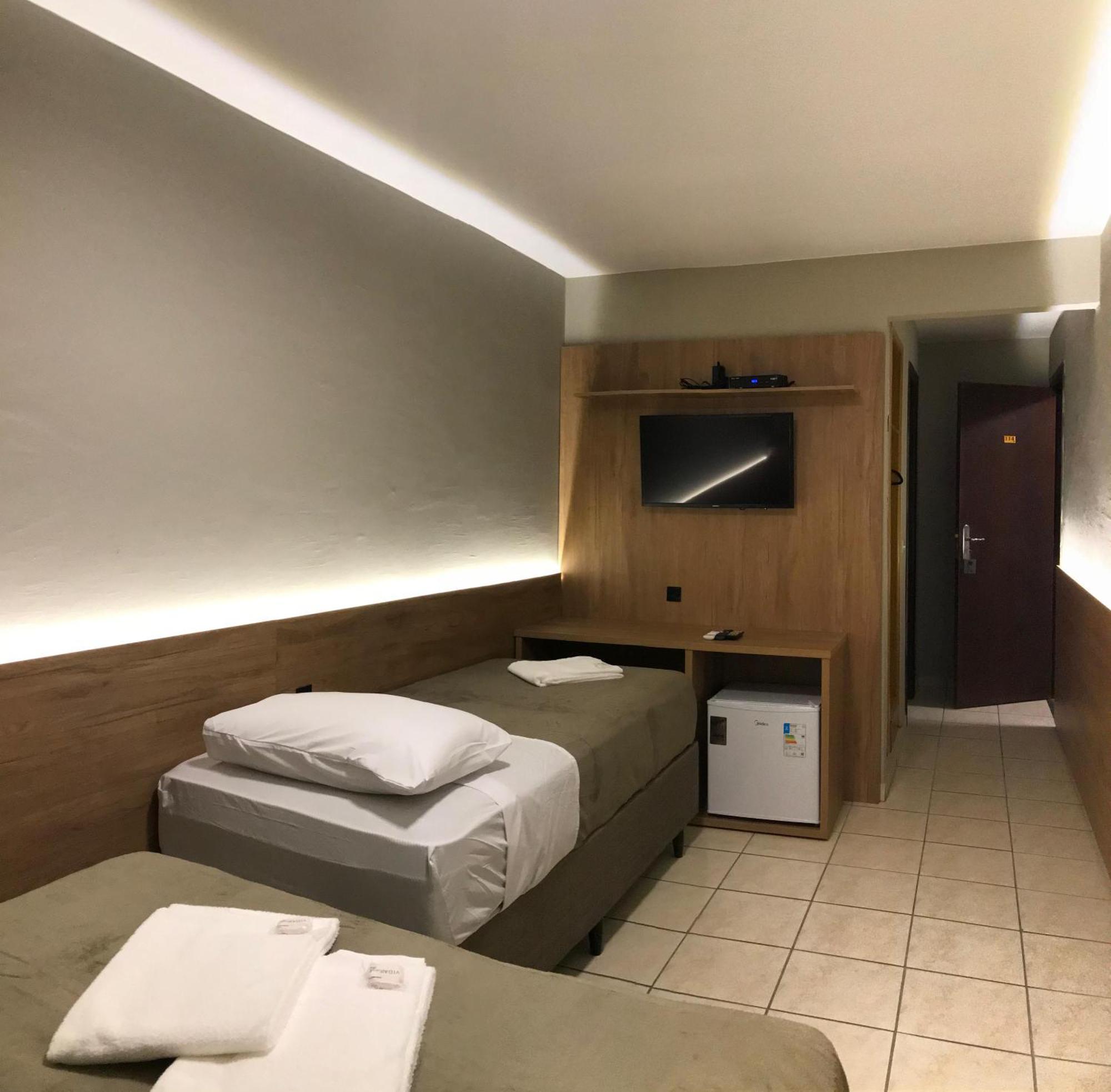 Ipe Hotel Curitiba - Aeroporto Exteriör bild